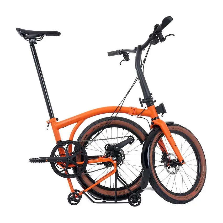 g-line-large-adventure-orange-3-2036692.webp