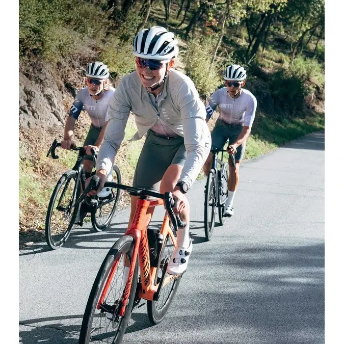 quoc-m3-sports-road-shoes-off-white-detail-2-1870955.webp